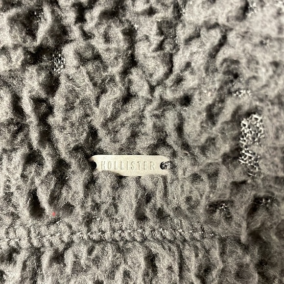 GRAY HOLLISTER WOMENS SHERPA FLEECE JACKET, SIZE SMALL, ZIPPER FRONT,  POCKETS - Picture 4 of 8